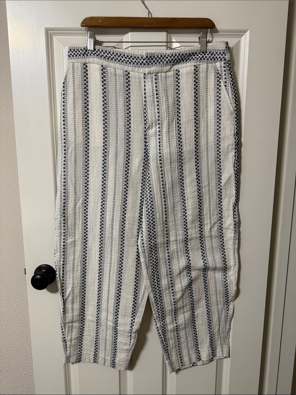 Zara White and Black Striped Wide-Leg Pants